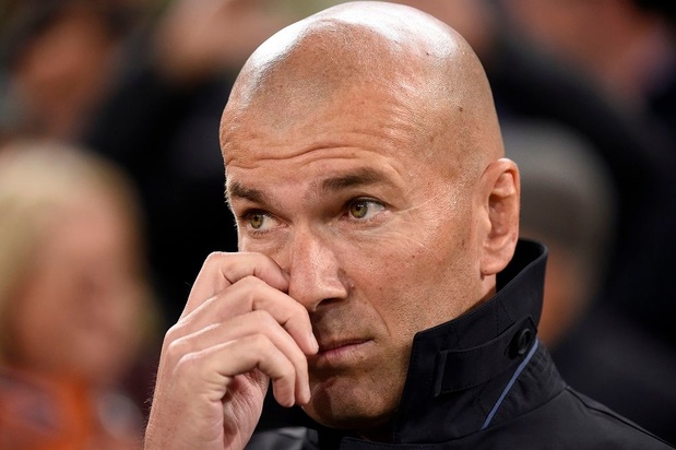 Sans Courtois, le Real chute à Valence: première défaite pour Zidane (vidéos)