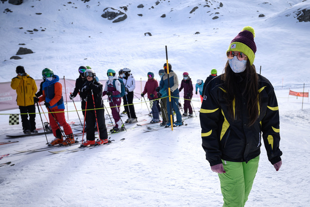 "Tous en piste", le credo des stations de ski suisses face au covid
