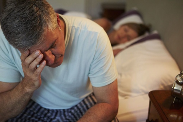 Dormir trop peu est associé à un risque accru de démence