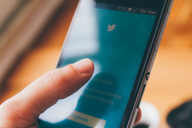 L'Institut pour l'égalité des femmes et des hommes dépose plainte contre Twitter