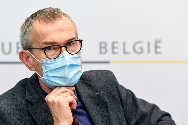 Frank Vandenbroucke Quatre Amis Vaccines Peuvent Se Permettre Davantage Qu Un Groupe Ou L Un N Est Pas Vaccine Belgique Levif