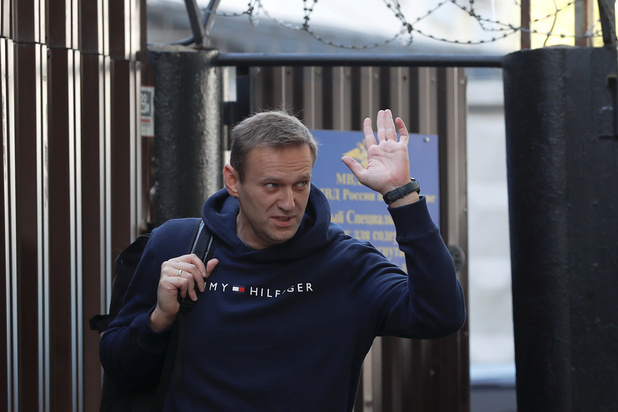Poetin-criticus Navalny vrijgelaten na 30 dagen gevangenschap