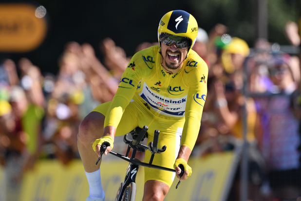 Le maillot jaune Julian Alaphilippe s'offre aussi le chrono à la 13e étape du Tour de France