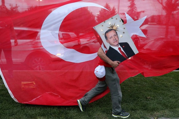 'Turkije is een NAVO-zweer die openbarst: tijd voor economische sancties'