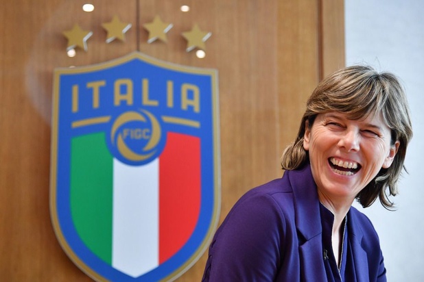 La sélectionneuse italienne après le match contre Islande: "Battre la Belgique et attendre"