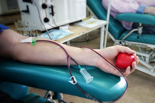 Don de sang des homosexuels: une nouvelle proposition de loi a été déposée