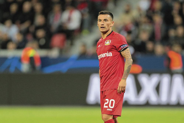 Bayer Leverkusen mikt met Chileense draaischijf Aránguiz op top van Bundesliga