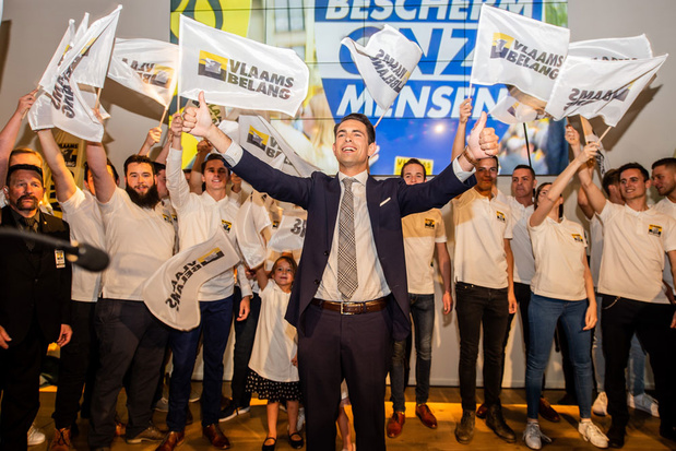 Peiling: Vlaams Belang blijft grootste partij, SP.A klimt