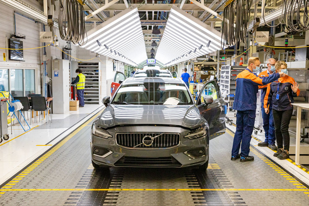 Chiptekorten leggen Belgische fabrieken Volvo en Audi stil