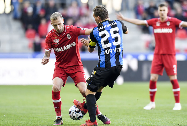 Topper Antwerp-Club Brugge eindigt onbeslist met twee rode kaarten
