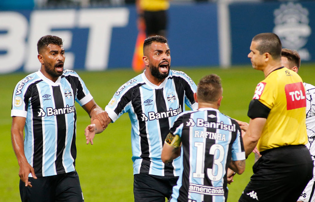 Brésil: Gremio, triple vainqueur de la Copa Libertadores, relégué en seconde division