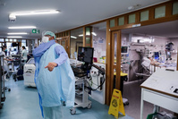 Covid en Belgique: 3.049 patients encore hospitalisés, dont plus de 900 en soins intensifs