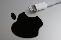 Apple: chiffre d'affaires et bénéfice trimestriels en baisse, les ventes d'iPhone fléchissent