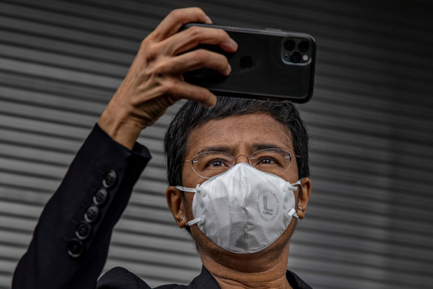 Nobel de la paix: la Philippine Maria Ressa fustige la "boue toxique" des géants du Net