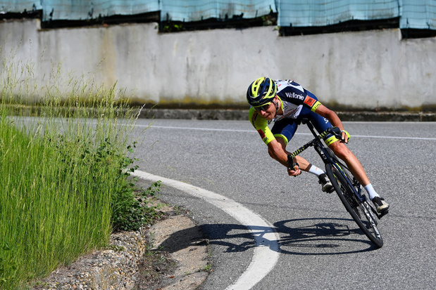 Giro 2022: Nouvelle victoire d'étape pour Intermarché grâce à Jan Hirt, Carapaz conserve son maillot rose pour 3 secondes