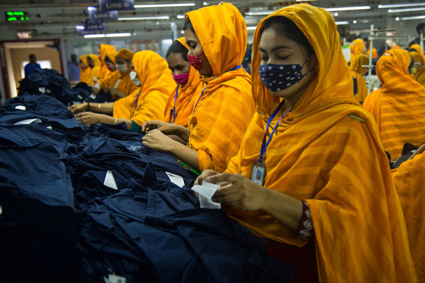 La pandémie affecte fortement l'industrie textile au Bangladesh