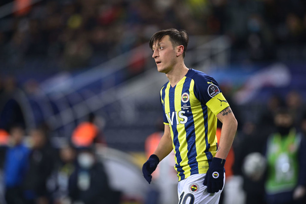 Mesut Özil écarté de l'équipe première de Fenerbahçe