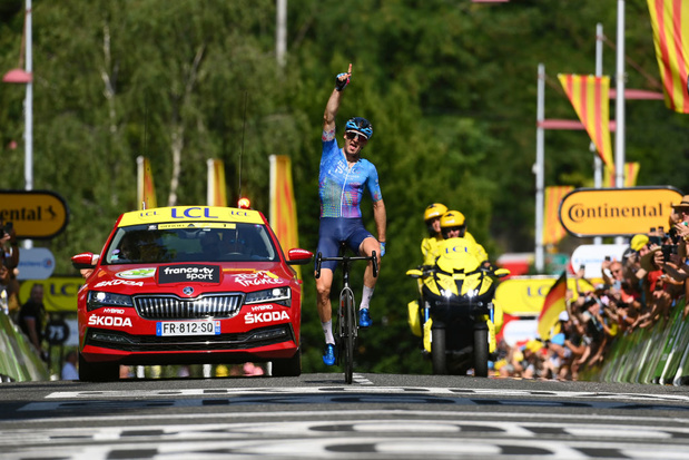 Tour de France: Hugo Houle remporte la 16e étape et devient le premier Québecois à s'imposer sur la Grande Boucle