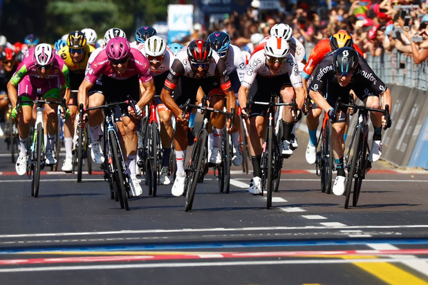 Giro 2022: Alberto Dainese surprend les purs sprinteurs lors de la 11e étape