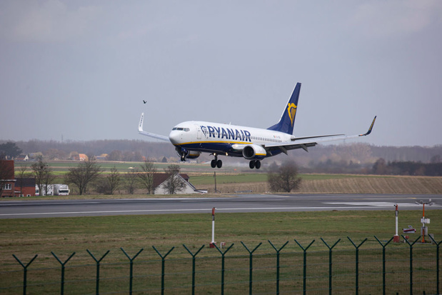 Ryanair confirme l'annulation de plusieurs vols ce week-end à Zaventem et Charleroi
