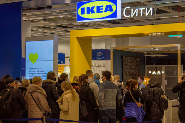 Effet collatéral de la guerre en Ukraine, les marques ferment boutique en Russie