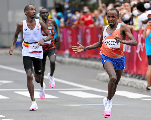 Les amis Bashir Abdi et Abdi Nageeye se retrouveront au marathon de Rotterdam