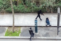 Le procès des attentats s'ouvre à Paris, deux Belges sur le banc des accusés