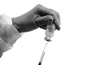 Les vaccins anti-Covid doivent-ils devenir des biens publics? (débat)