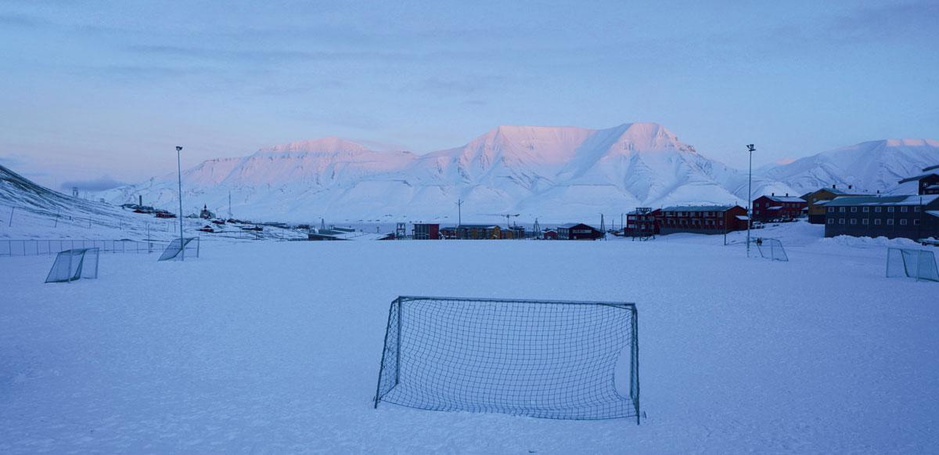 De derby van de Noordpool: op bezoek in Longyearbyen op Spitsbergen