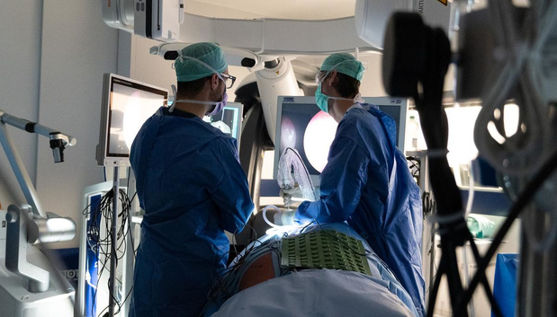 Liège: chirurgie à quatre mains pour une tumeur agressive