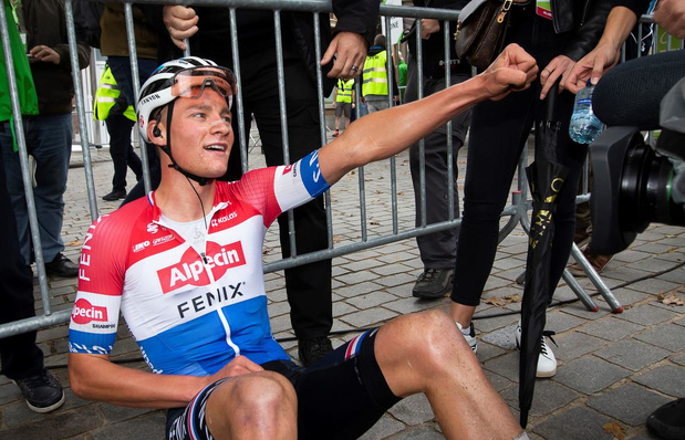 Alleen Van Aert kan Van der Poel van een zege in de Ronde van Vlaanderen houden