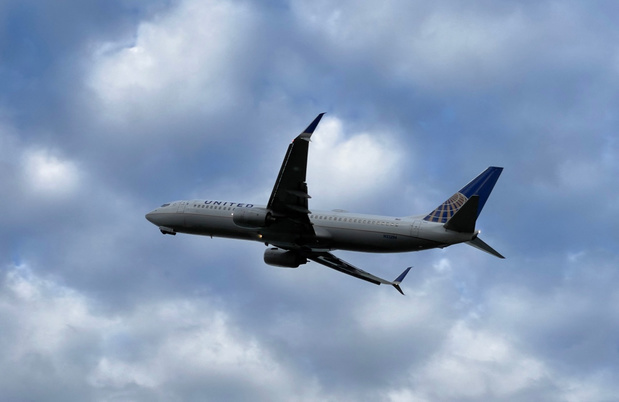 United Airlines zet 232 werknemers aan de deur voor weigeren coronavaccin