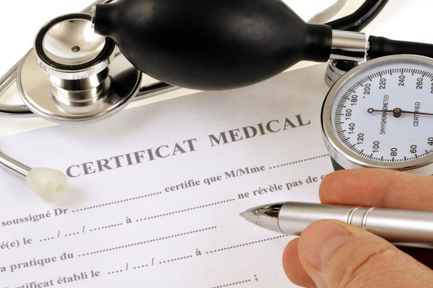 Le certificat médical demandé dès le premier jour d'absence dans six PME sur dix