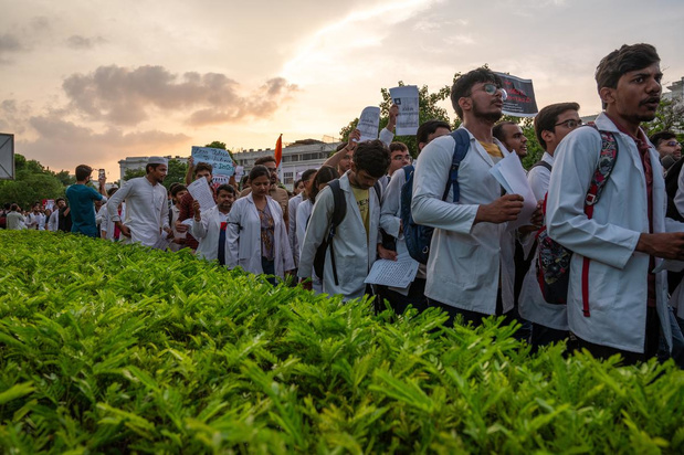 Grève des médecins en Inde après le viol et le meurtre d'une jeune praticienne