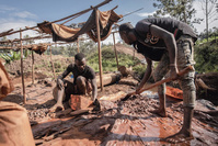 Minerais du Kivu: l'or maudit de Luhihi (reportage)