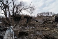 EN DIRECT | L'armée russe poursuit son offensive, images d'apocalypse dans les villes touchées