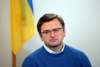 Le chef de la diplomatie ukrainienne appelle au 