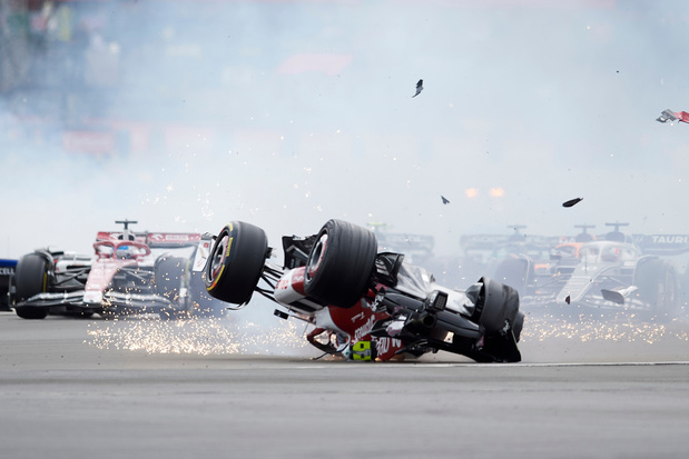 F1: le GP de Grande-Bretagne interrompu dès le départ après un accident