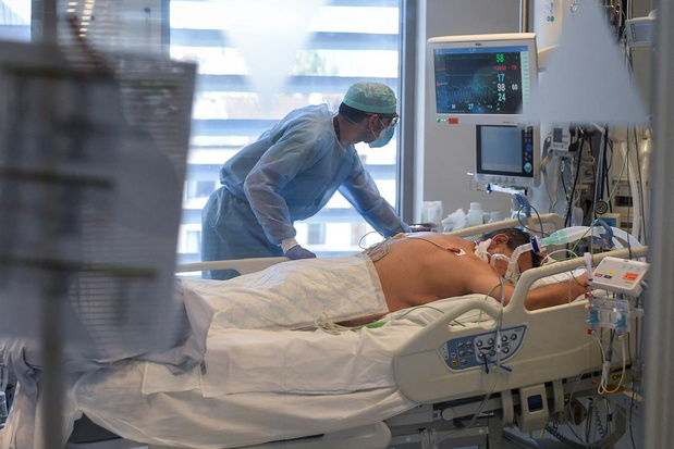 Une pression plus marquée sur les hôpitaux publics bruxellois que dans le reste du pays