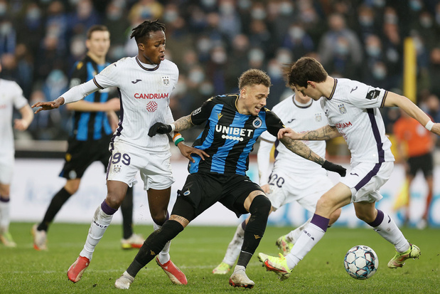 Club Brugge en Anderlecht delen de punten in felbevochten topper