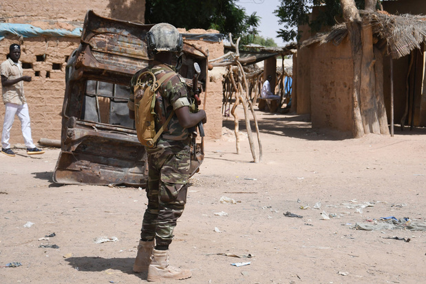 'Ruim 100 doden bij aanslag op militaire basis in Niger'