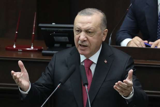 Erdogan vervangt zijn minister van Financiën
