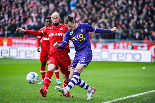 L'Antwerp remporte le derby 2-1 avec un doublé de Frey