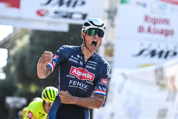 'Mathieu van der Poel wint de Ronde van Vlaanderen'