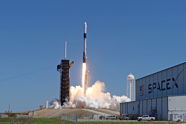 SpaceX lanceert opnieuw met succes een pakket Starlink-satellieten