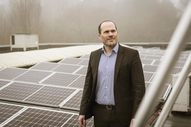 Brusselse Ambassadeur 'grote bedrijven' EnergyVision: van zonne-energie naar elektrische mobiliteit