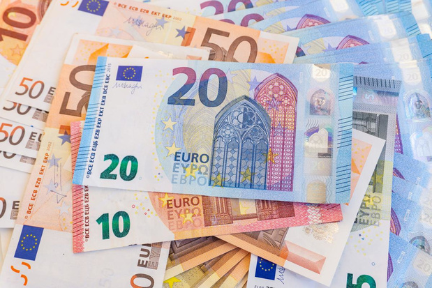 Europe: l'argent liquide de moins en moins utilisé, mais prisé en temps de crise