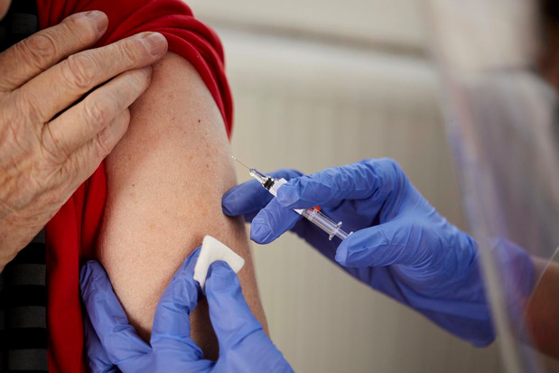 Face à une potentielle épidémie, la vaccination contre la grippe reste "essentielle"