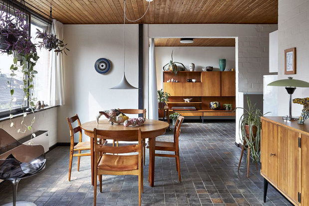 Déco | Visite de l'appartement bruxellois d'une céramiste danoise, passionnée de design vintage scandinave