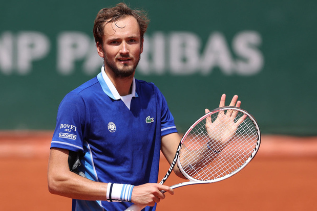 Roland Garros: Daniil Medvedev se qualifie en trois sets pour les huitièmes de finale